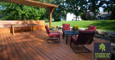 Building-a-Deck-in-Tampa_-Tips-for-Choosing-the-Right-Materials